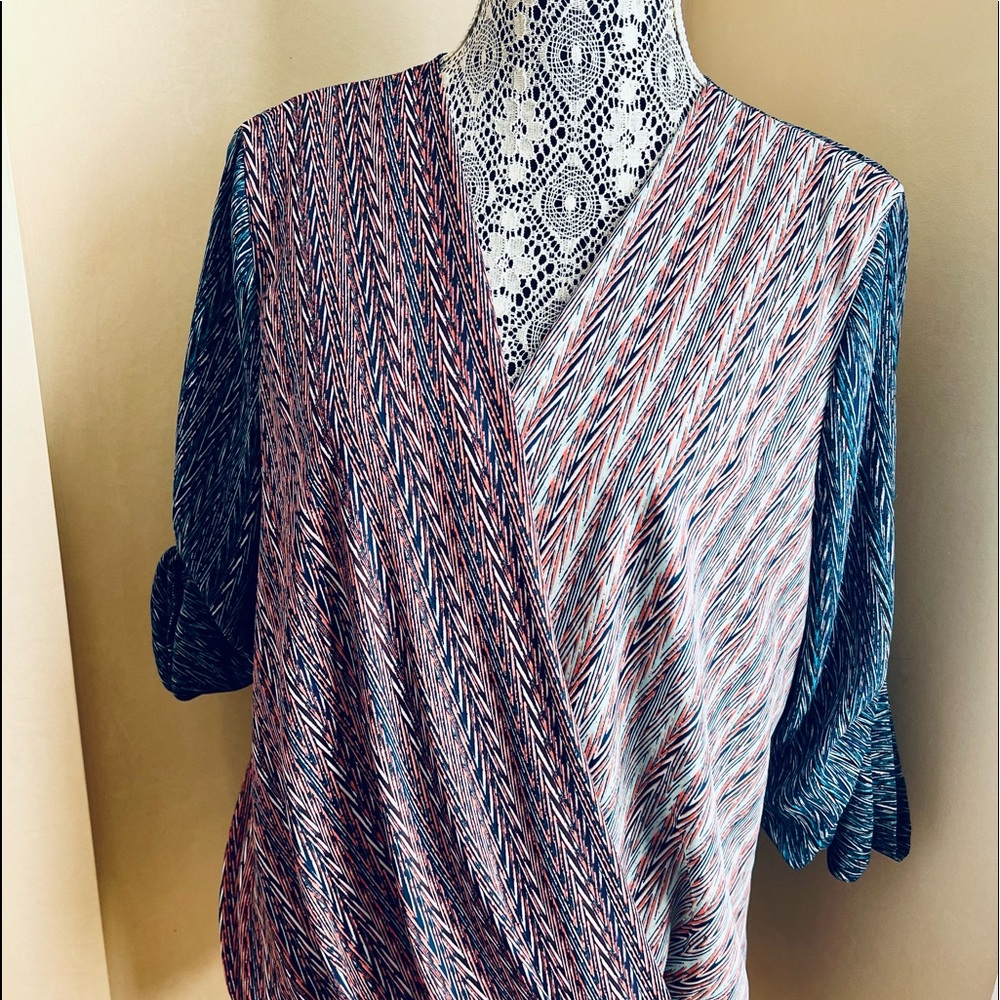 BEAUTIFUL BCBG DRAPE BLOUSE